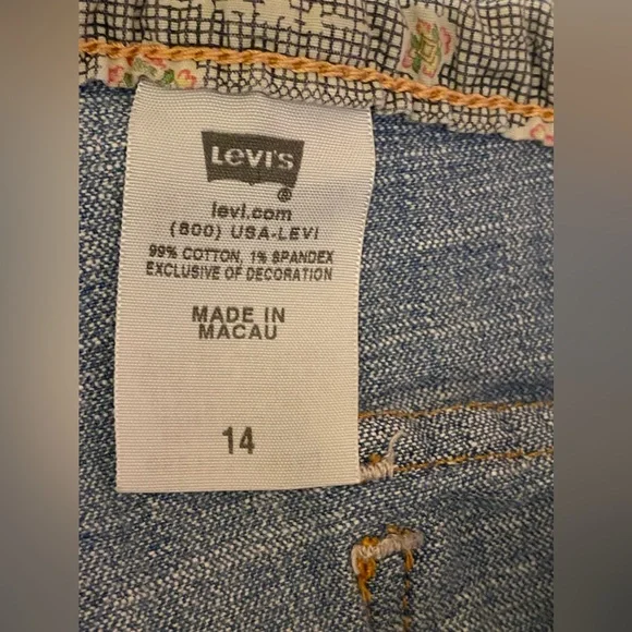 Levi’s size 14 women’s 545 stretch blue denim shorts - Picture 9 of 10